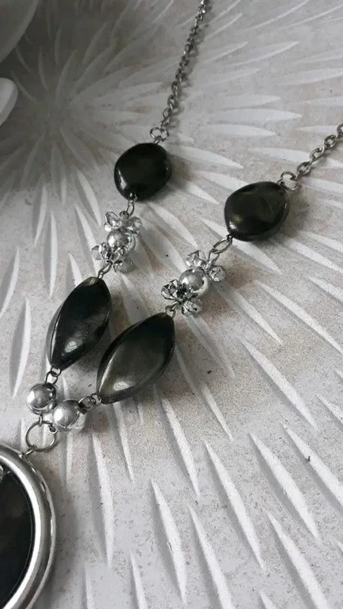 Collier - photo numéro 3