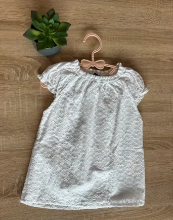 Blouse brodée