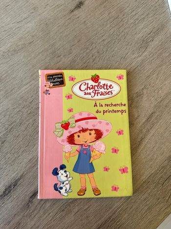 Livre charlotte aux fraises