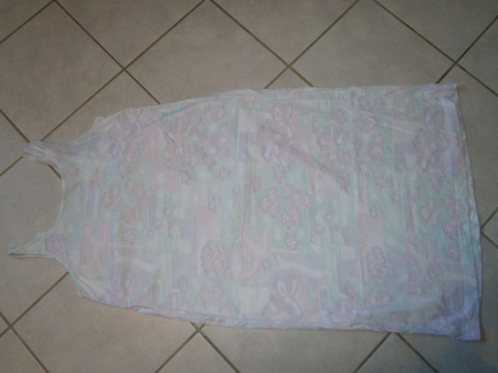 Chemise de nuit à bretelles Taille 40 - photo numéro 6