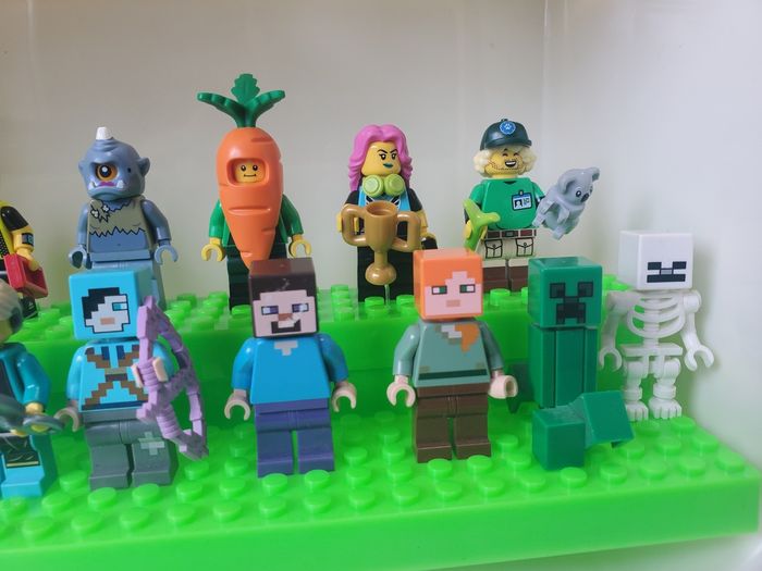 Lego figurines série 5 - photo numéro 3