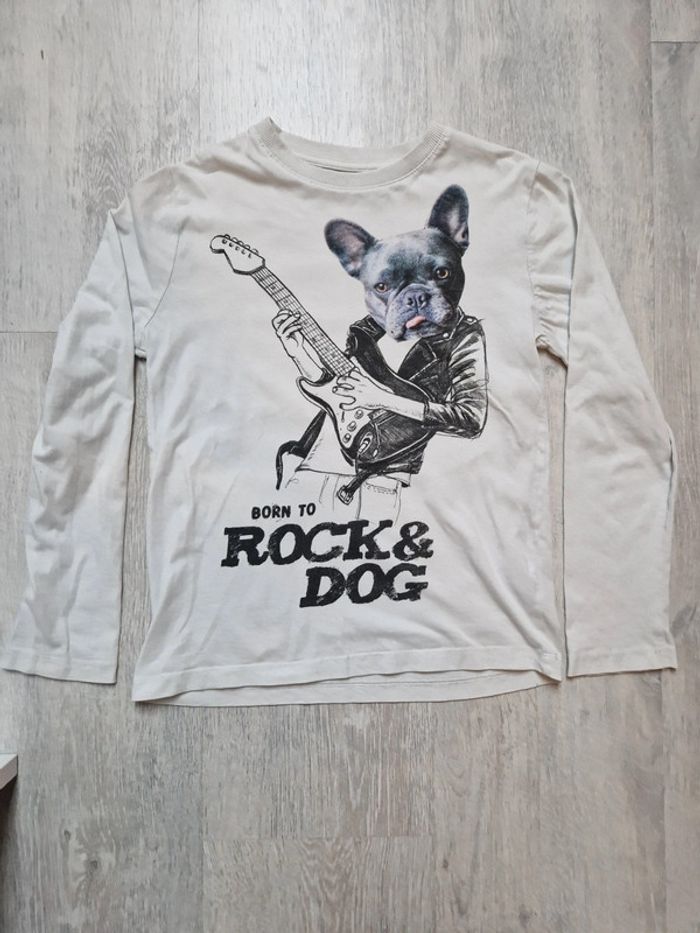 Tee-shirt manches longues Zara 8 ans chien et guitare