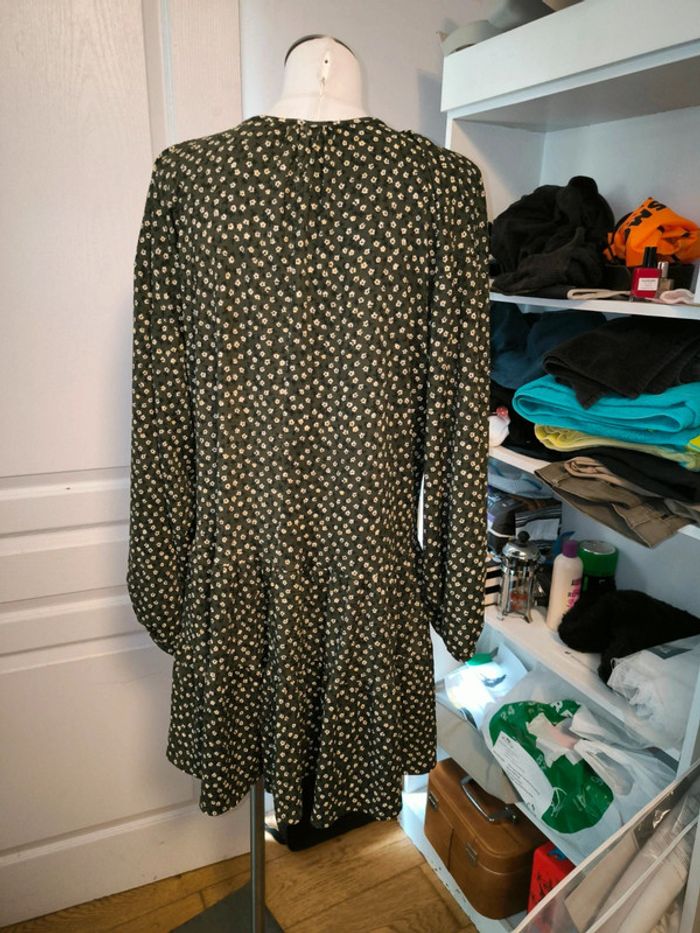 Robe verte fleurie à manches longues Mango taille 40 - photo numéro 4