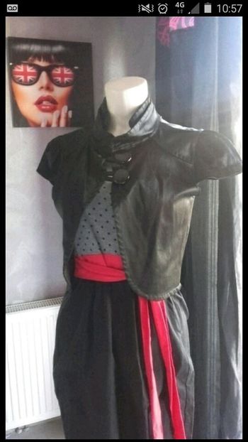 Blazer chic satinee excellent état