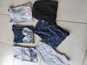 Lot de 4 pyjamas fille 13-14 ans neuf