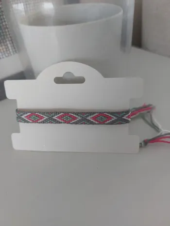 Bracelet tissé fine couleur grise