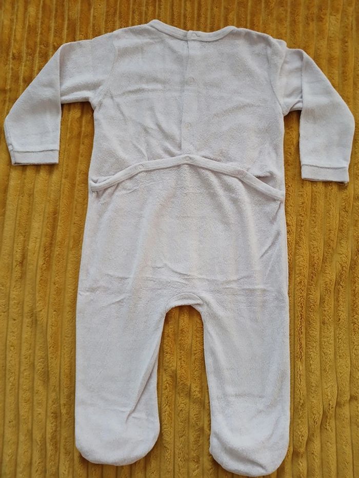 Lot de 4 pyjamas une pièce taille 18 mois - photo numéro 13