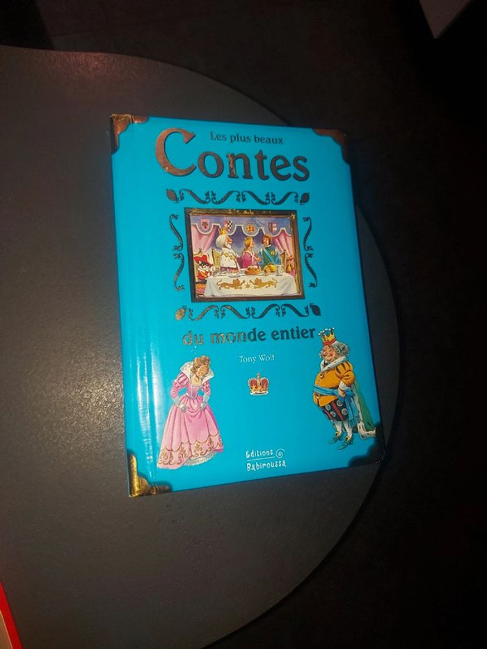 Livre les plus beau conte du monde entier - photo numéro 2
