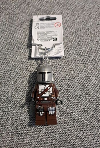 Porte clés lumineux Mandalorian Lego