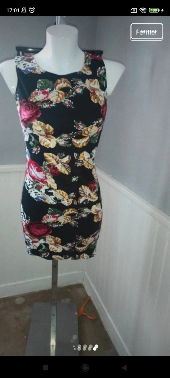 Très belle robe femme f20 - photo numéro 4