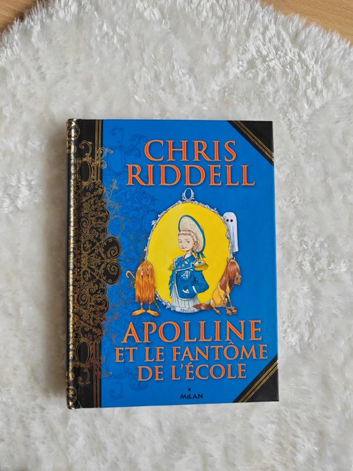 Appoline et le fantôme de l'école