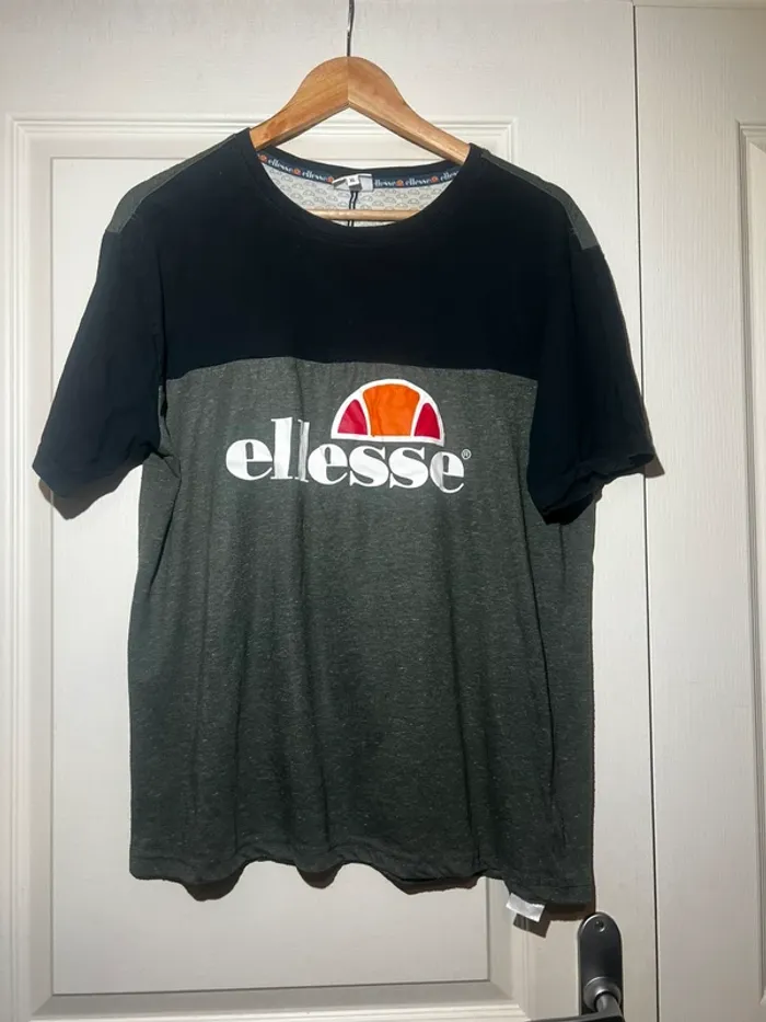 T-shirts Ellesse