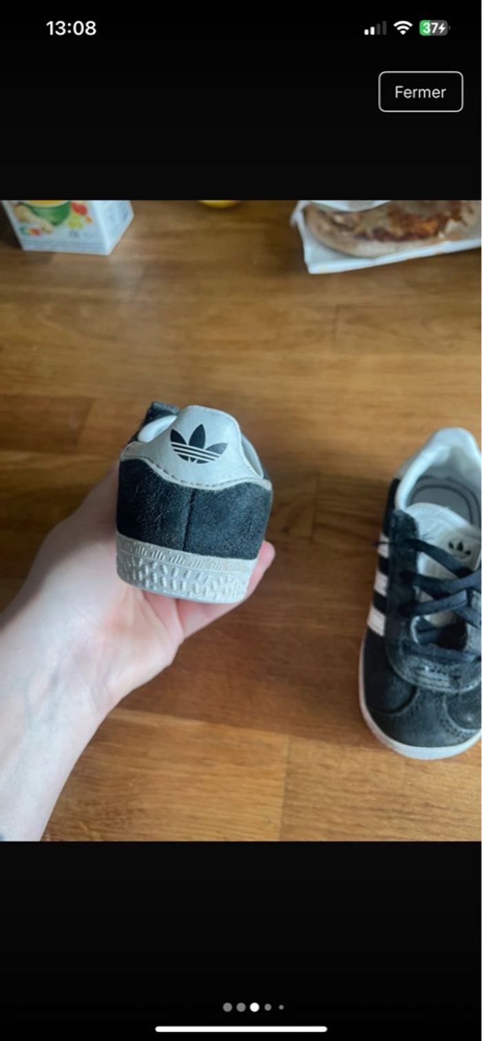 Basket adidas gazelle noir taille 23 - photo numéro 3