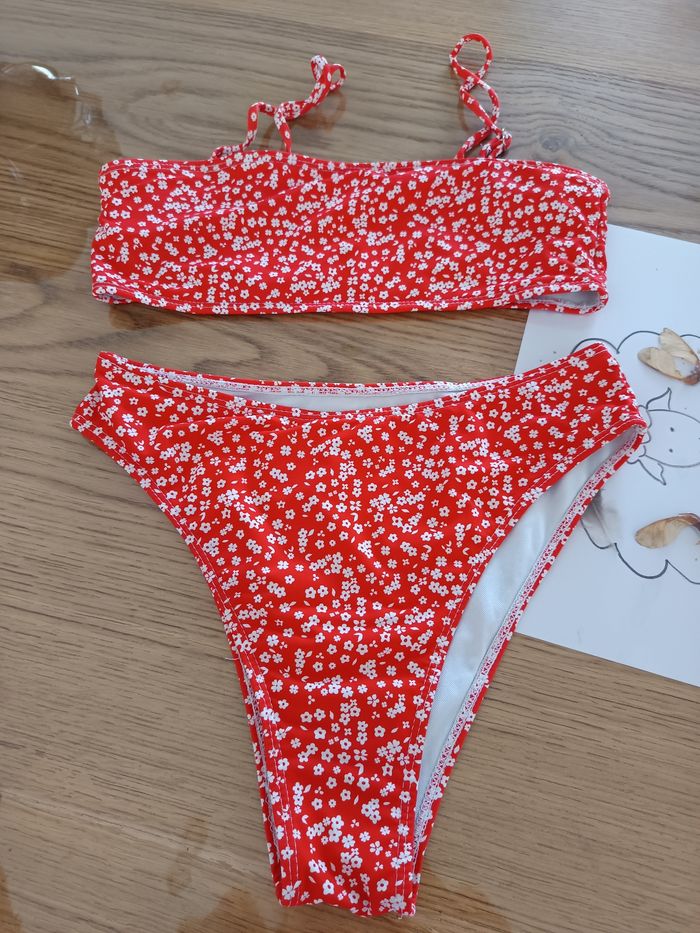 Lot 6 maillots de bains taille S - photo numéro 3