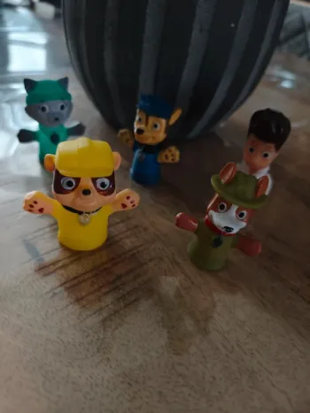 Figurine doigt pat patrouille