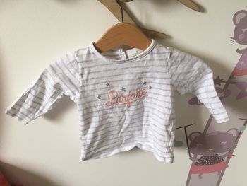 T-shirt fille « tape à l’œil » 3 mois