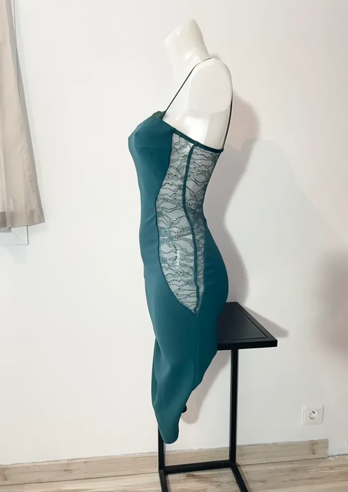 Robe verte Asos - photo numéro 4