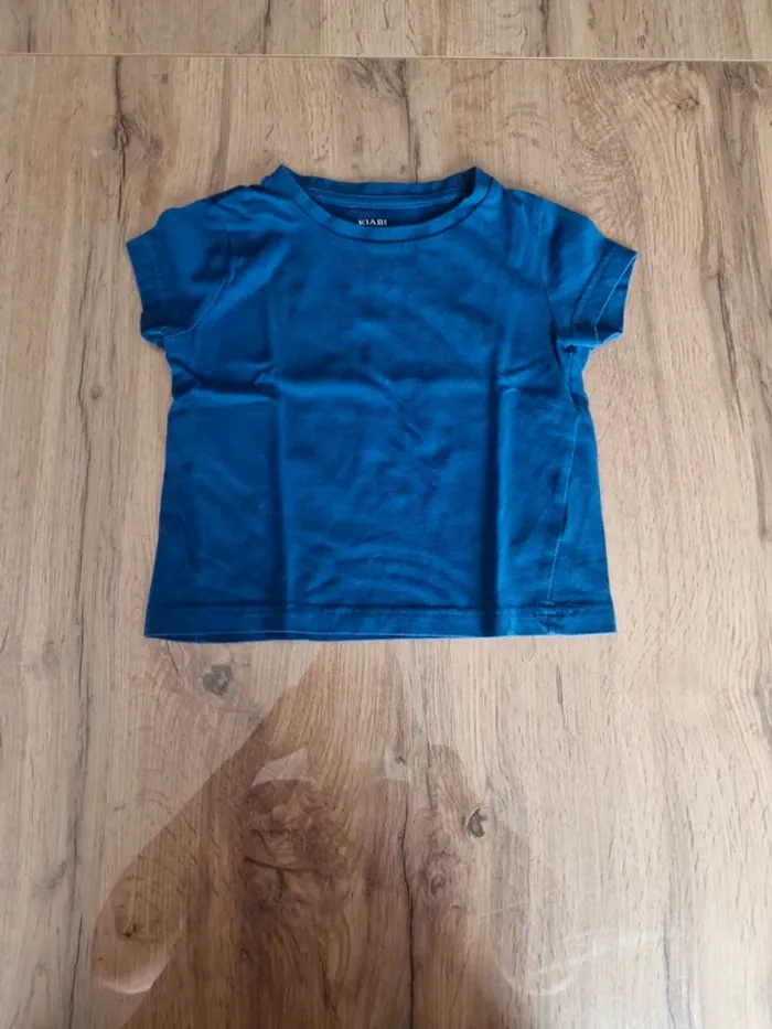 Lot - 3 tee shirt + 1 chemise + 1 Marcel + 1 pull capuche - 2 ans - photo numéro 6