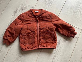 Très jolie veste hiver garçon 24 mois