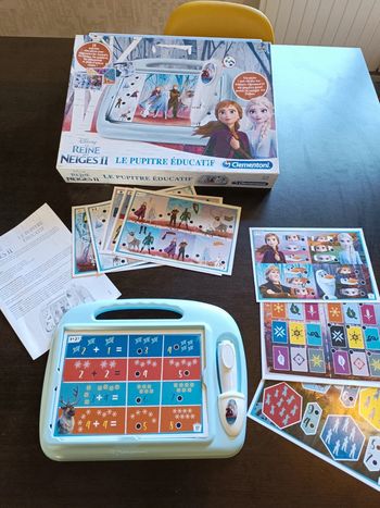 Le Pupitre Educatif LA REINE DES NEIGES - CLEMENTONI