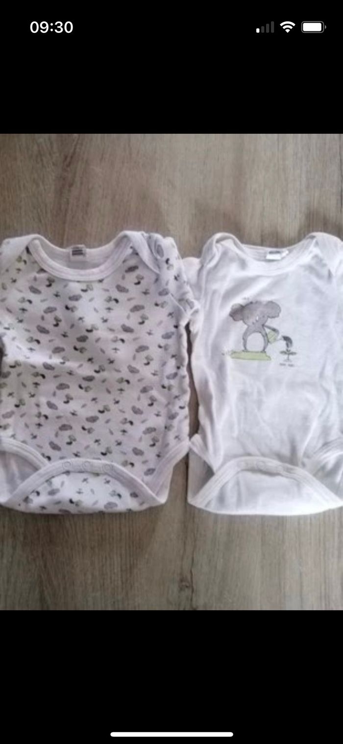 Lot de 11 bodies 3 mois - photo numéro 2