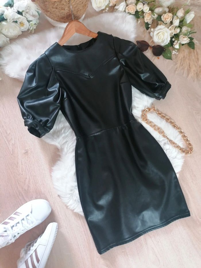 Robe effet cuir taille XS H&M