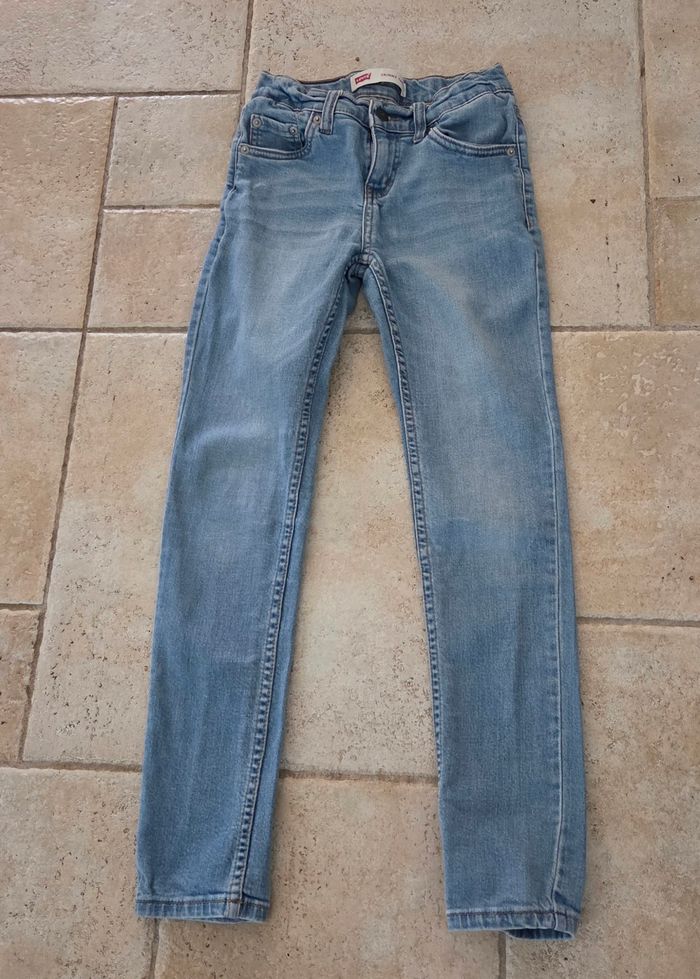 Jean Levi’s Skinny Taper – bleu clair – garçon/fille 10 ans (140 cm) – excellent état' - photo numéro 2