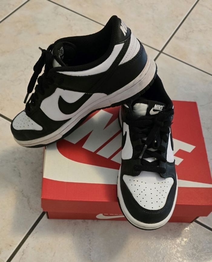 🥰🤩 superbes baskets dunk low NIKE pointure 37.5 unisex 🤩🥰