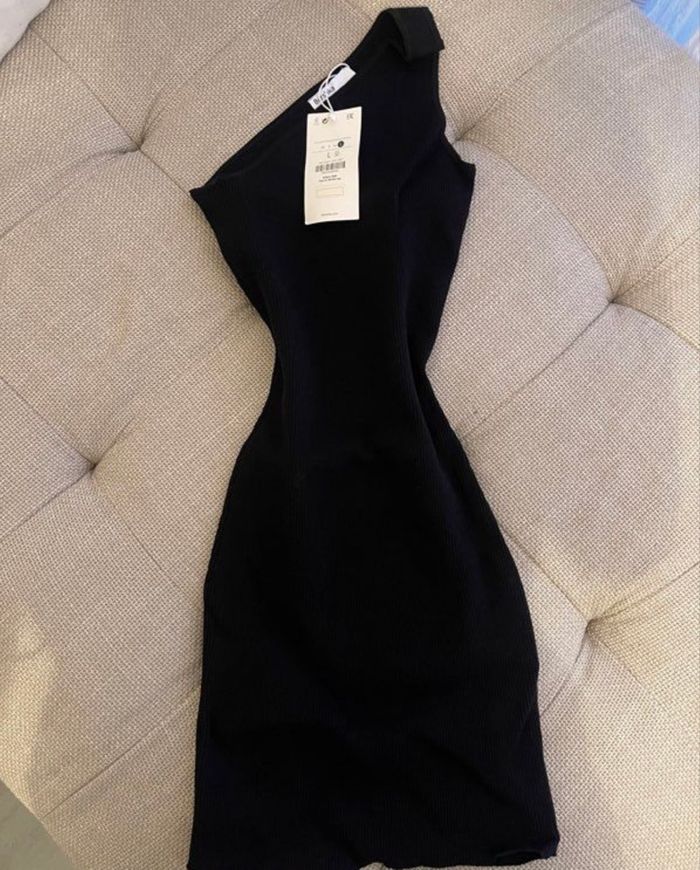 Robe bershka - photo numéro 2