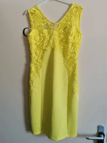 Robe jaune
