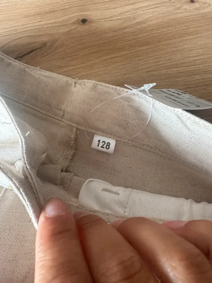 Pantalon en lin beige neuf 7/8ans - photo numéro 3