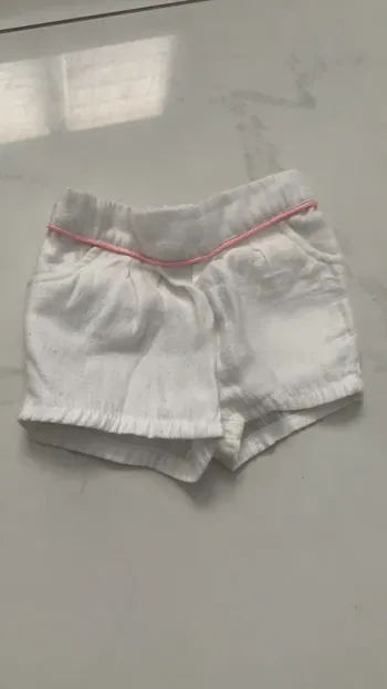 Short taille 6 mois