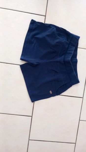 Short sport ellesse marine xs femme