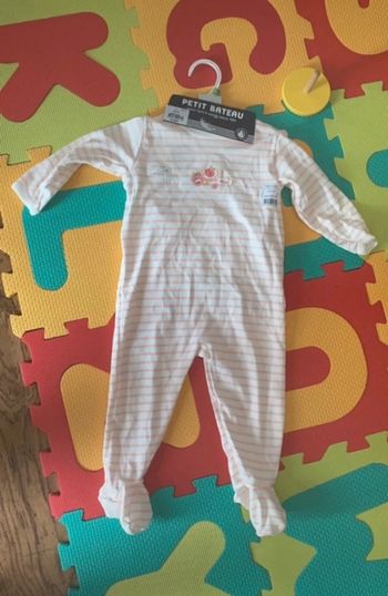 Pyjama petit bateau rose blanc rayé fleurs 18 mois