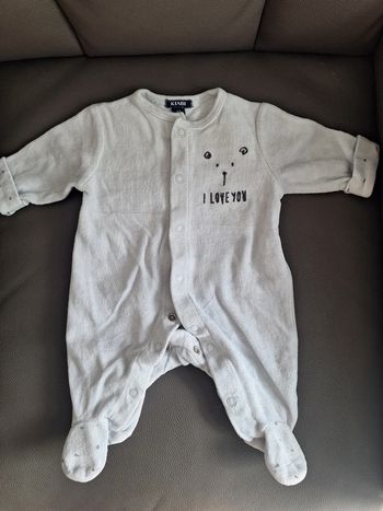 Pyjama bleu très clair Kiabi 1 mois