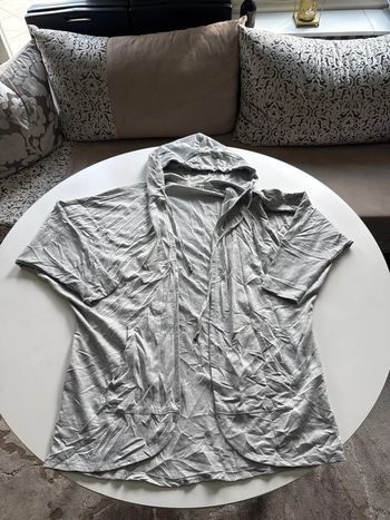 Gilet long léger à capuche gris clair – Cyrus – Taille S