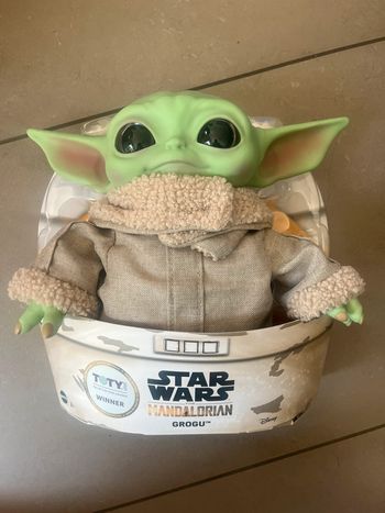 Figurine peluche star wars bébé Yoda neuve