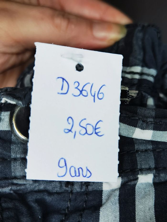 D3646 - short cargo garçon 9 ans - photo numéro 3