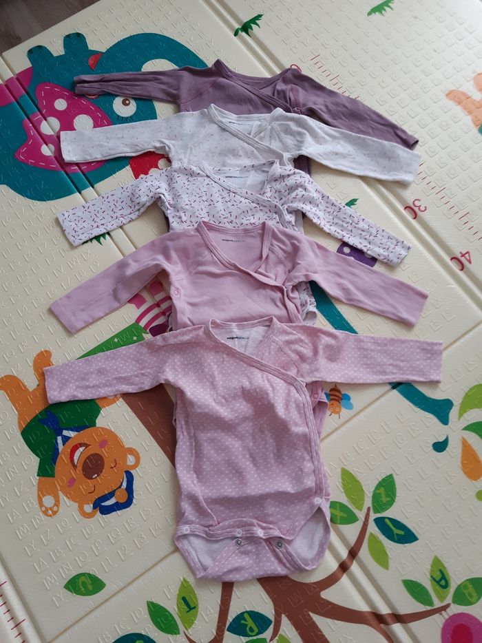 Lot de 5 bodies fille - photo numéro 1