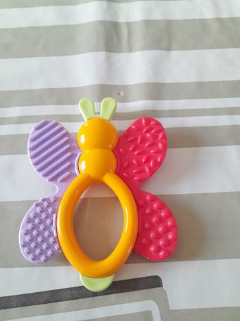 Hochet +ailes de dentition 