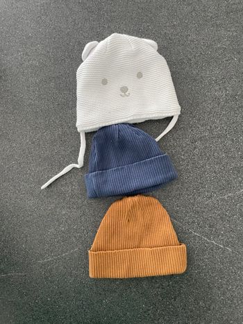 Bonnets nouveau né