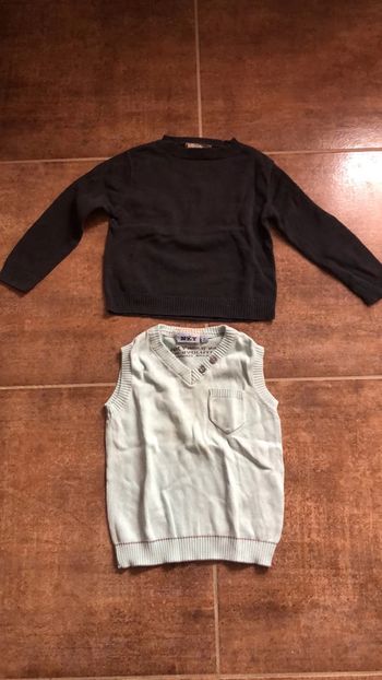 Lot de petit pulls légers 4A