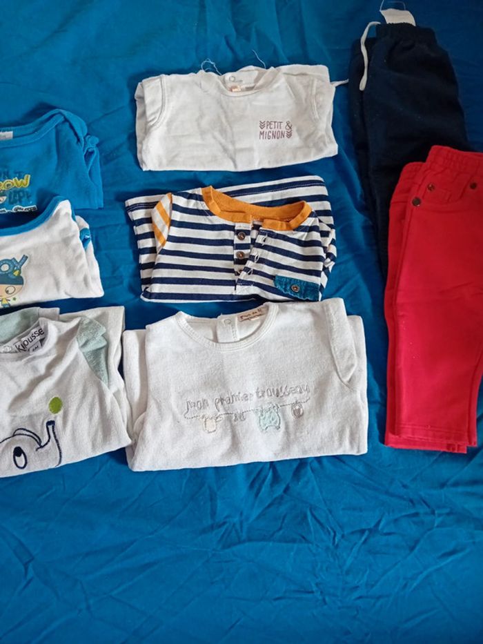 Lot  pyjama /bodie / pantalon garçon 6 mois - photo numéro 3