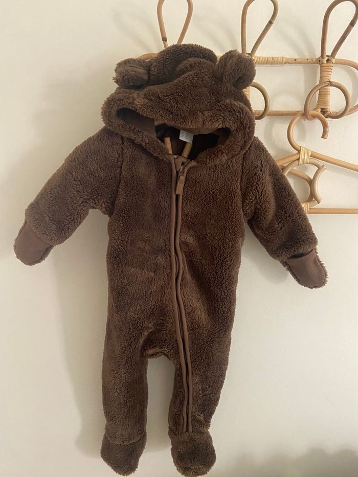 Combinaison avec oreilles neuve