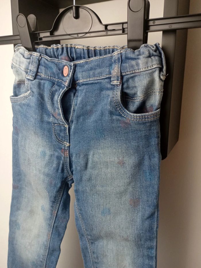 Jean délavé - photo numéro 3