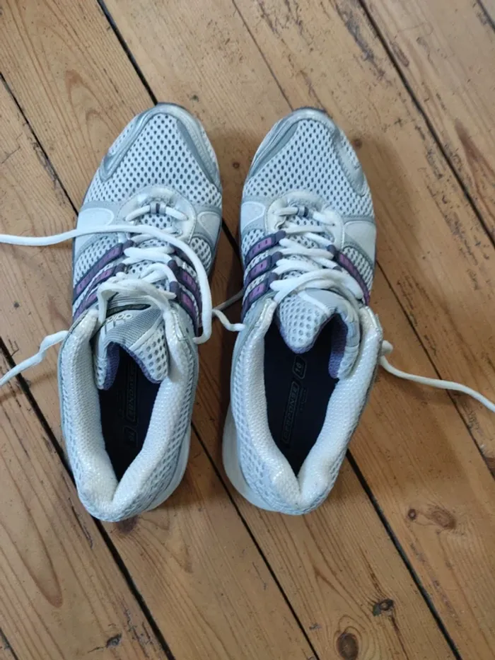 Running Adidas Response Cushion Adiprene+ 16th edition grises et violettes. Taille 41 1/3