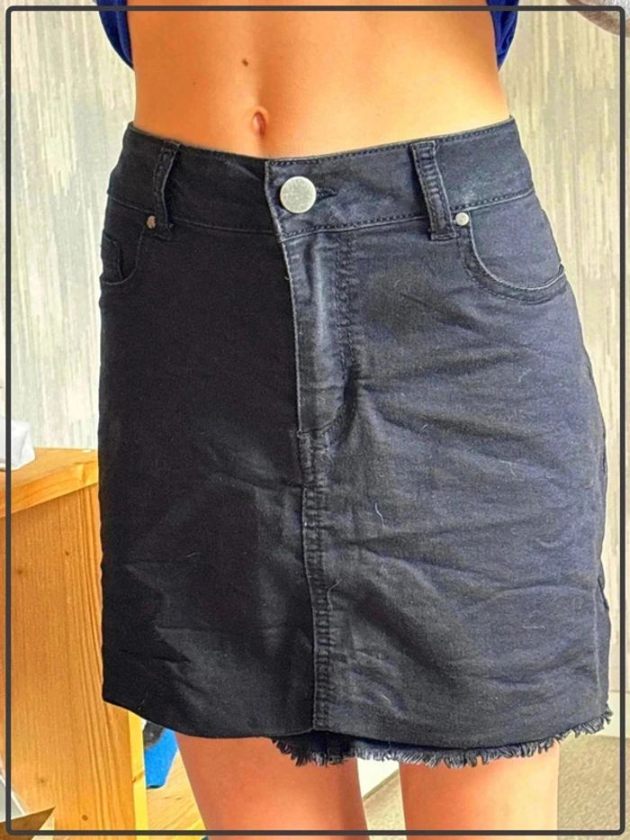 Mini jupe taille 38 marque fpc - photo numéro 2