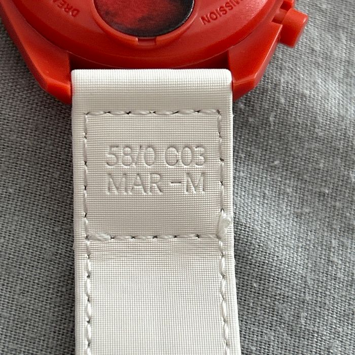 Swatch X Oméga speedmaster - photo numéro 4