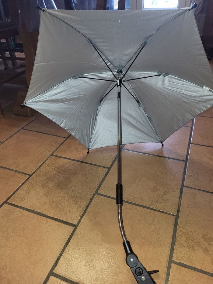 Ombrelle poussette bébé - photo numéro 2