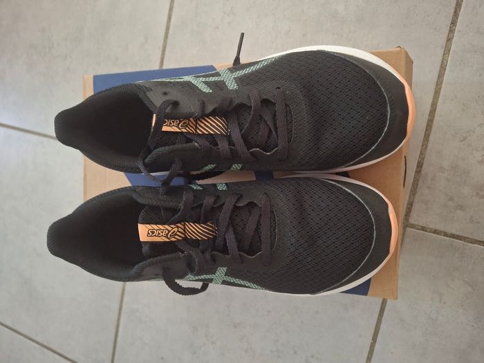 Baskets Asics Patriot 13 GS en excellent - photo numéro 4